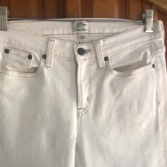J Crew toothpick cream denim jeans. Classic style great wardrobe staple. - Picture 3 of 11